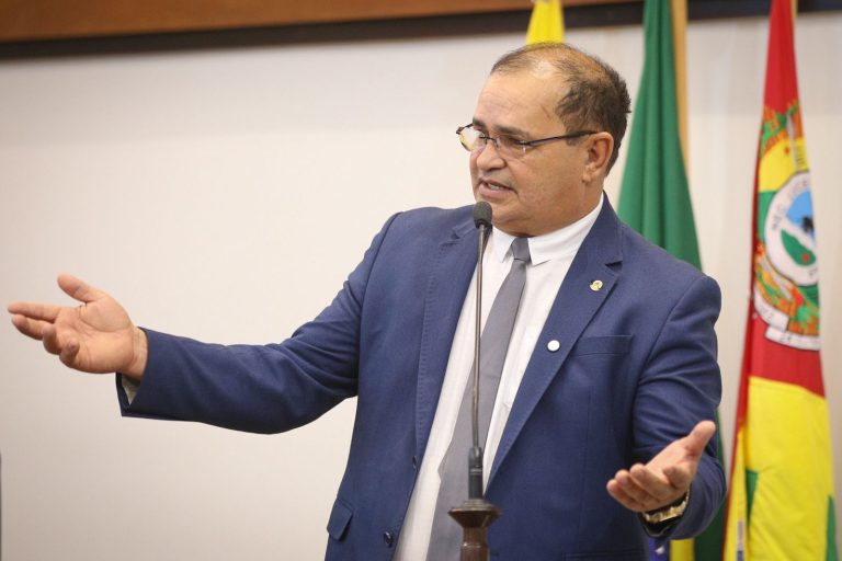 Tanízio Sá destaca necessidade de projeto para translado de corpos de acreanos em sessão da Aleac