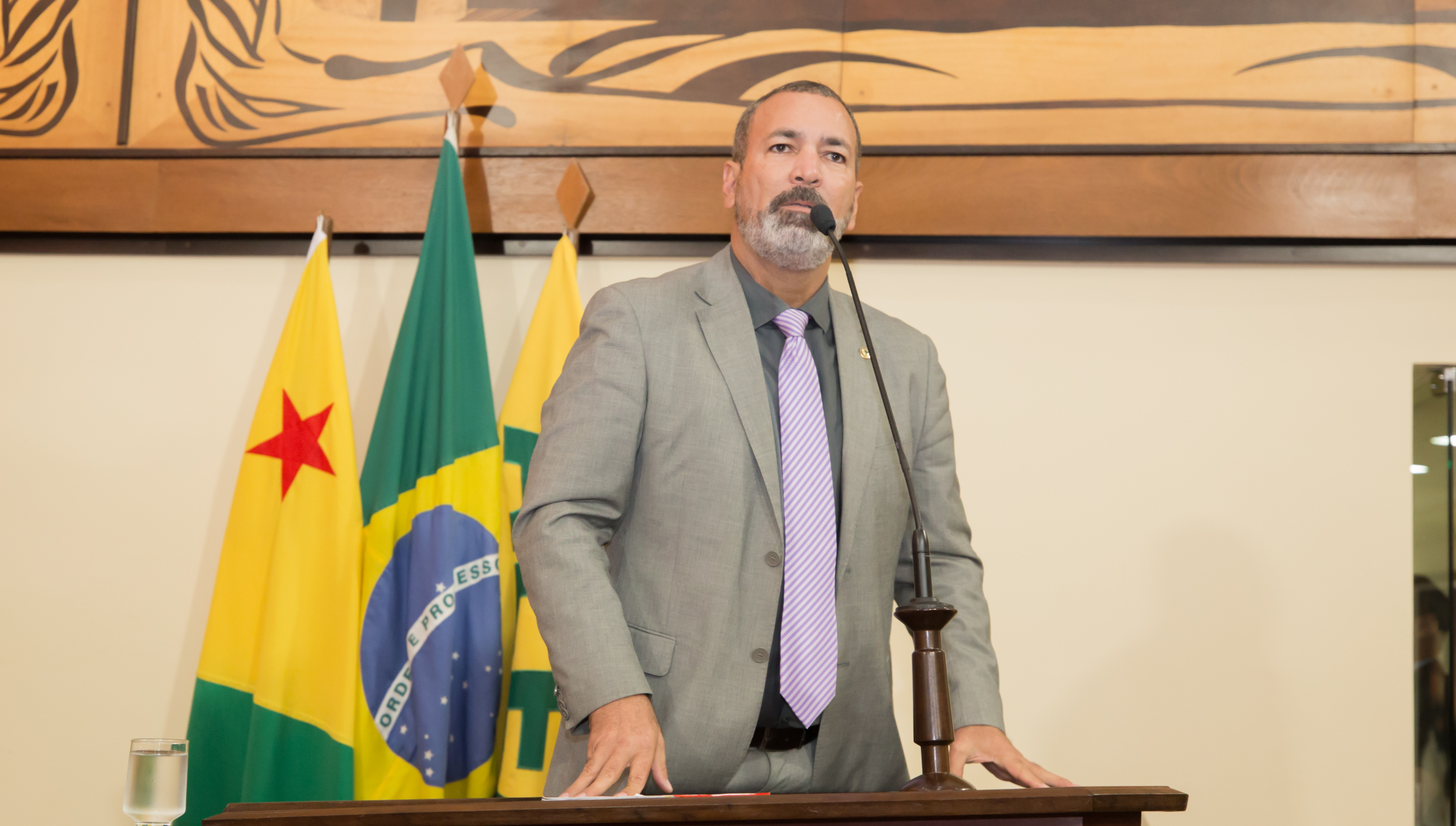 Neném Almeida volta a sair em defesa dos 180 vigilantes da Protege