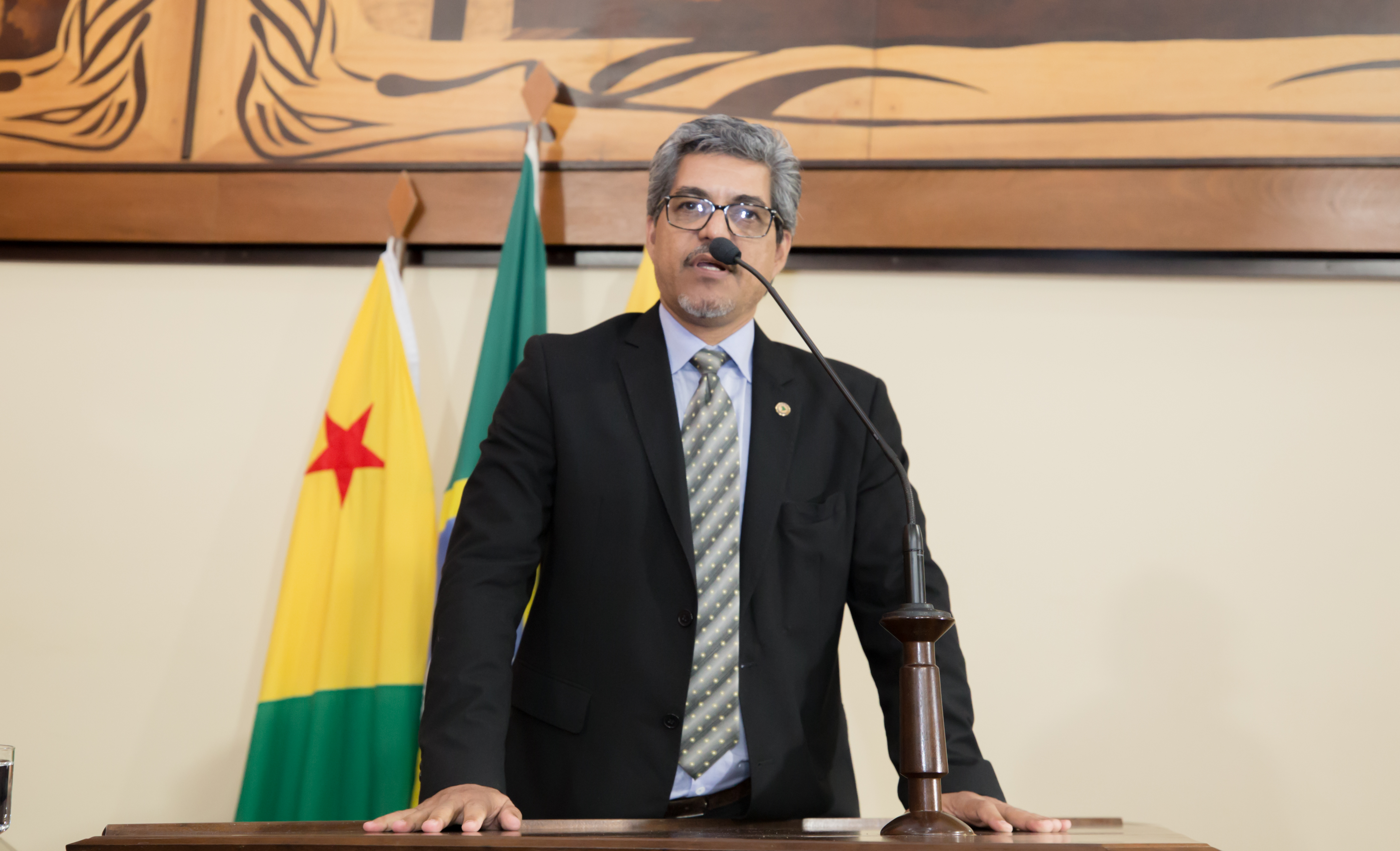 ﻿“A reforma da Previdência foi retirada da pauta de votação graças à resistência dos trabalhadores”, diz Edvaldo Magalhães