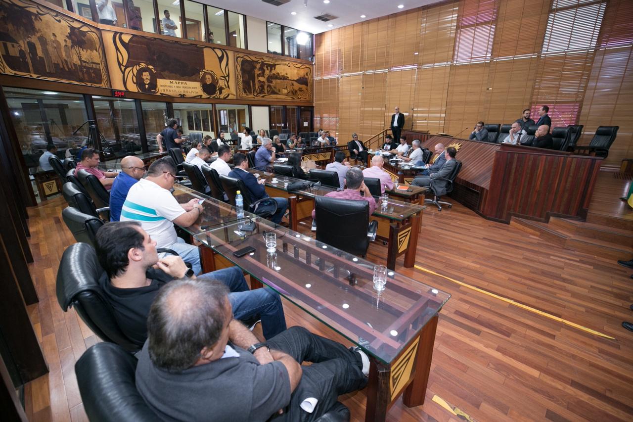 ﻿Líder do governo na Aleac promove reunião para debater PL que cria Instituto de Gestão de Saúde do Acre
