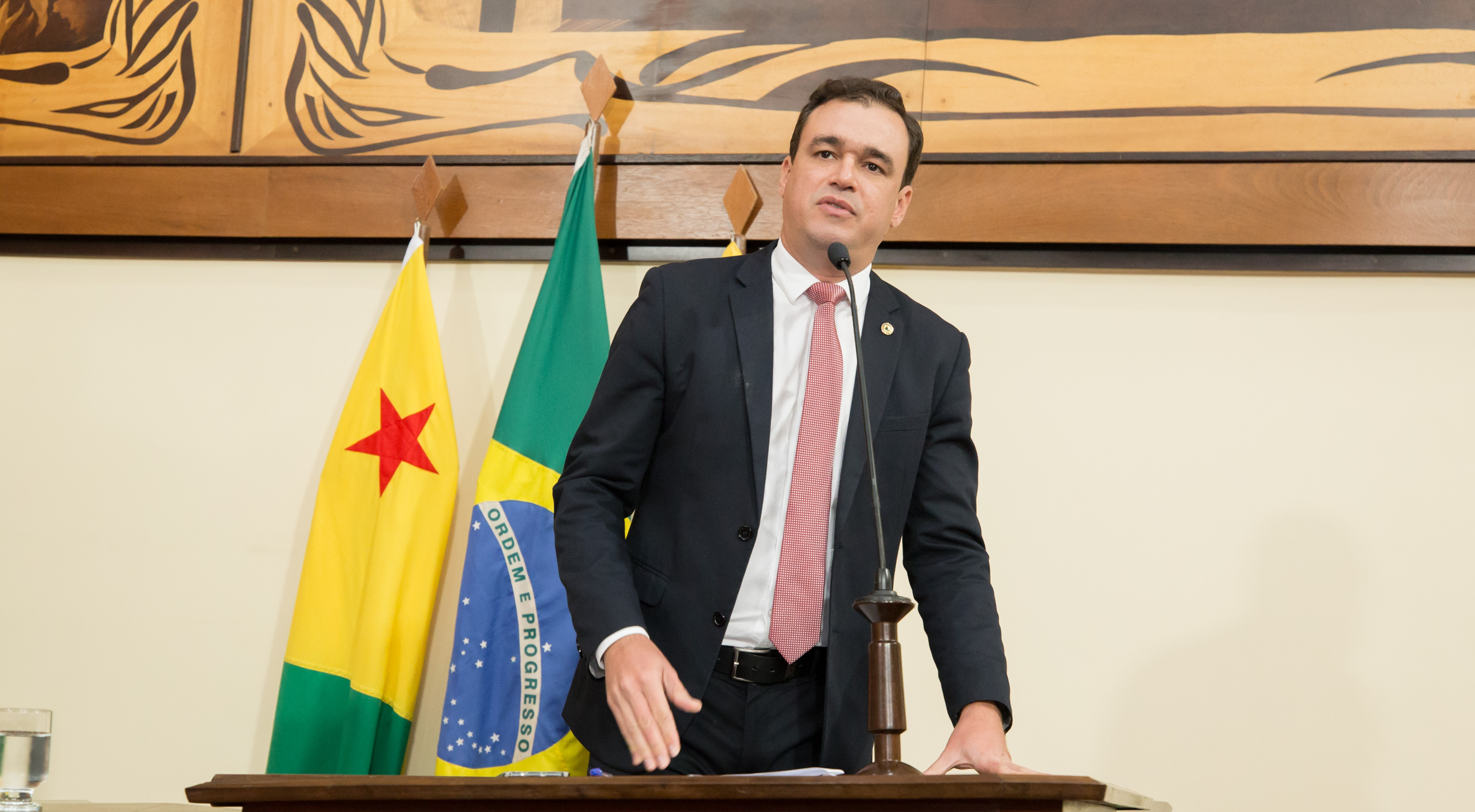Daniel Zen solicita recuperação imediata do ramal Icuriã