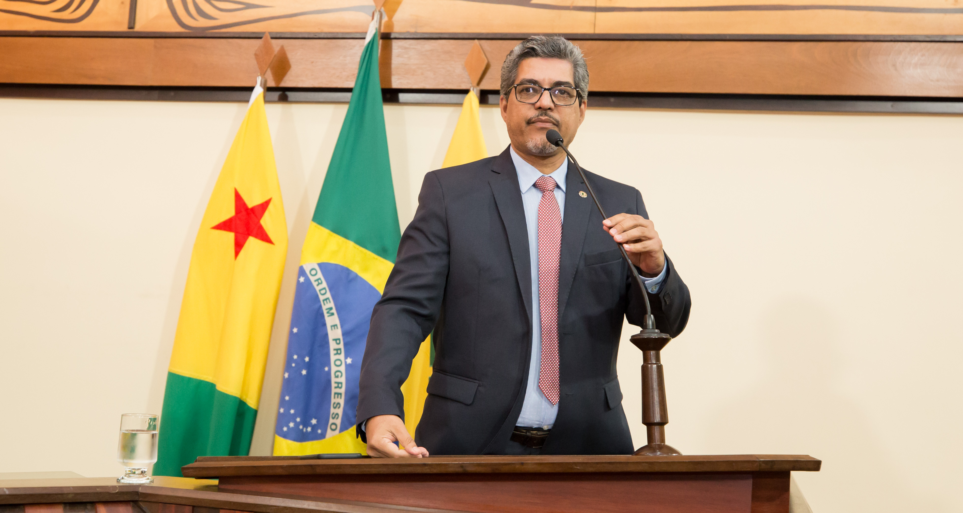 “O Diário Oficial tem sido o maior opositor do governo de Gladson Cameli”, afirma Edvaldo Magalhães
