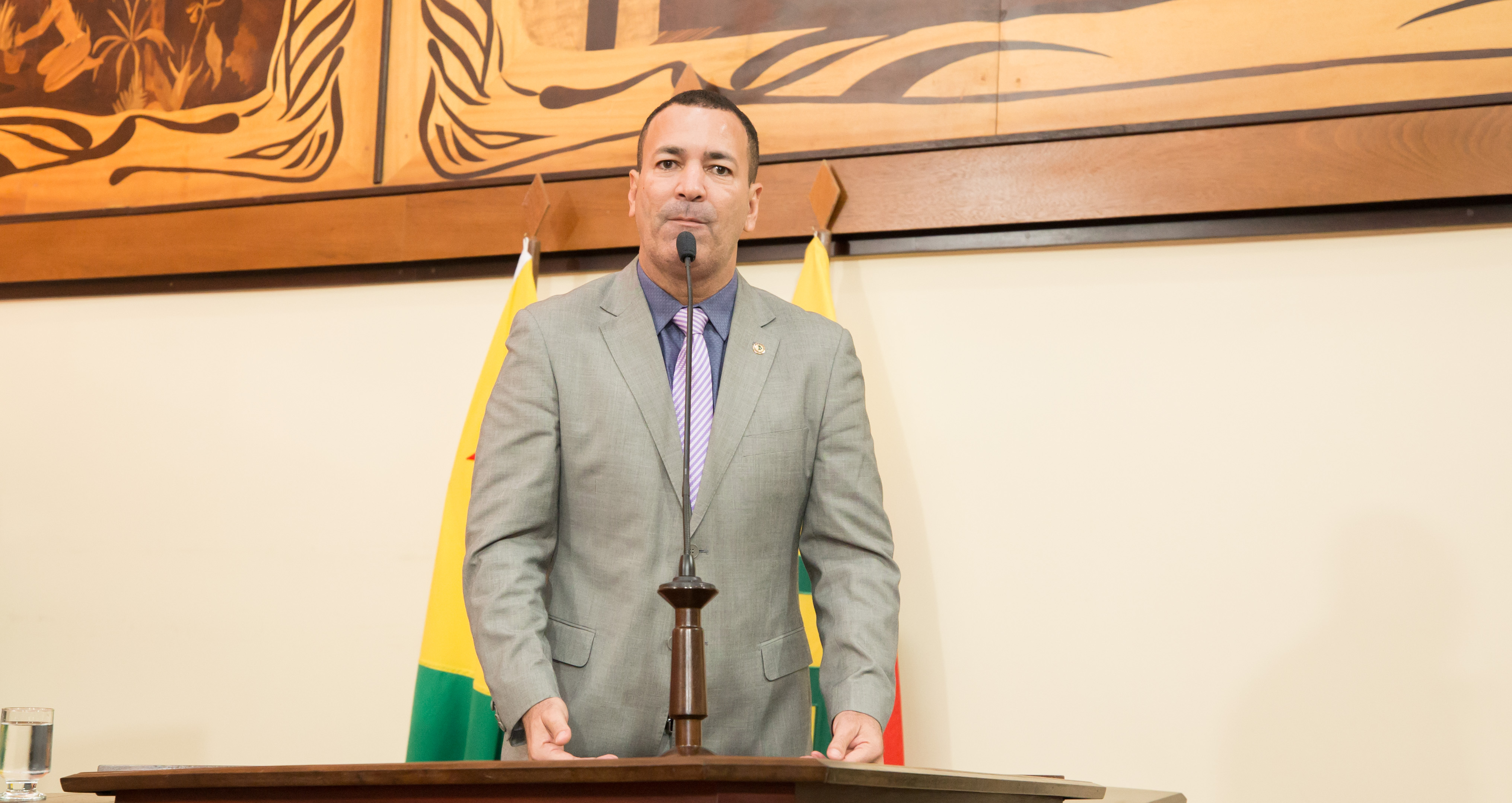 Deputado Nenem Almeida parabeniza Gladson Cameli pelos avanços alcançados em cem dias de governo