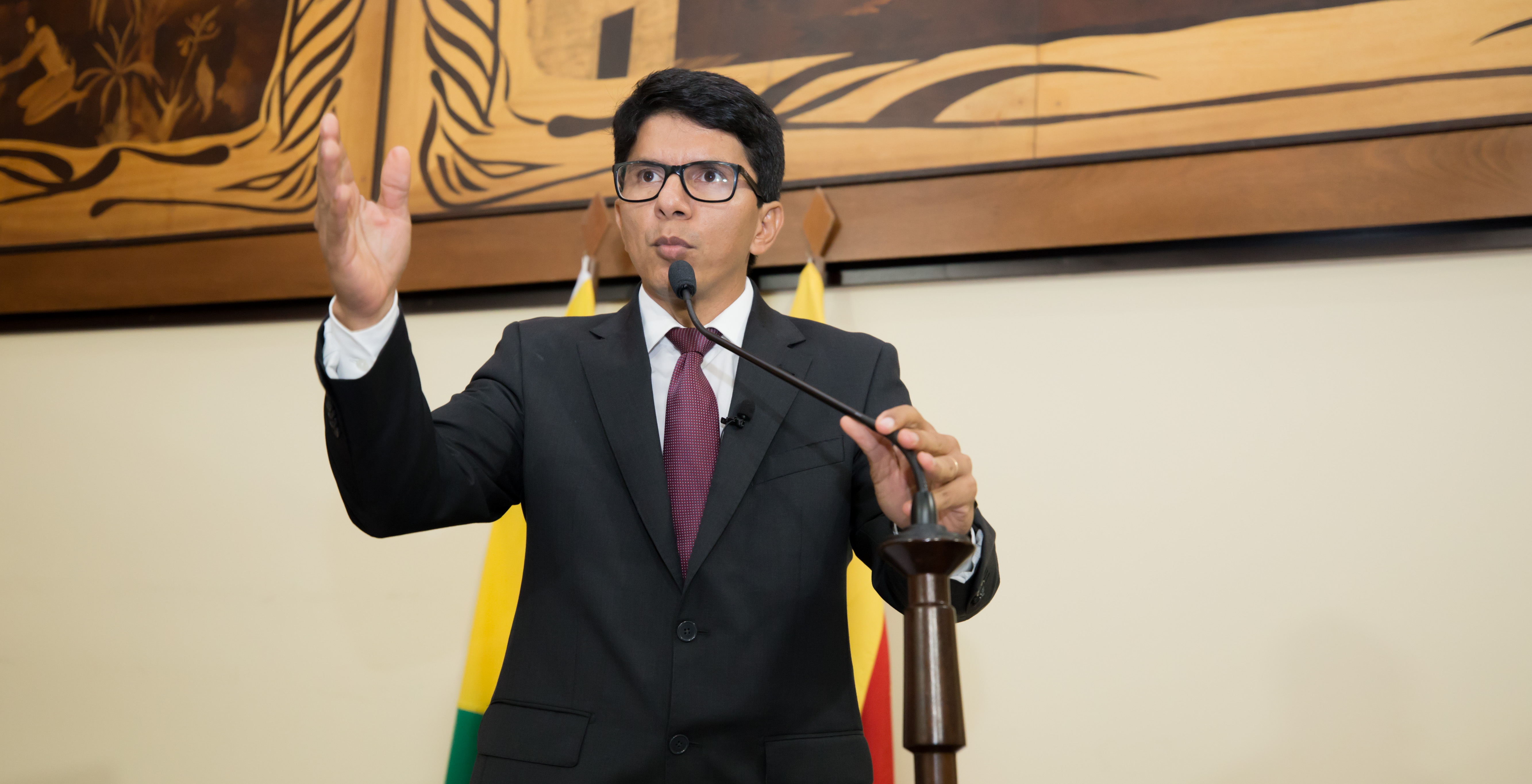 ﻿Jenilson Leite: “Se tem recurso porque o governador não libera para a Saúde? ”