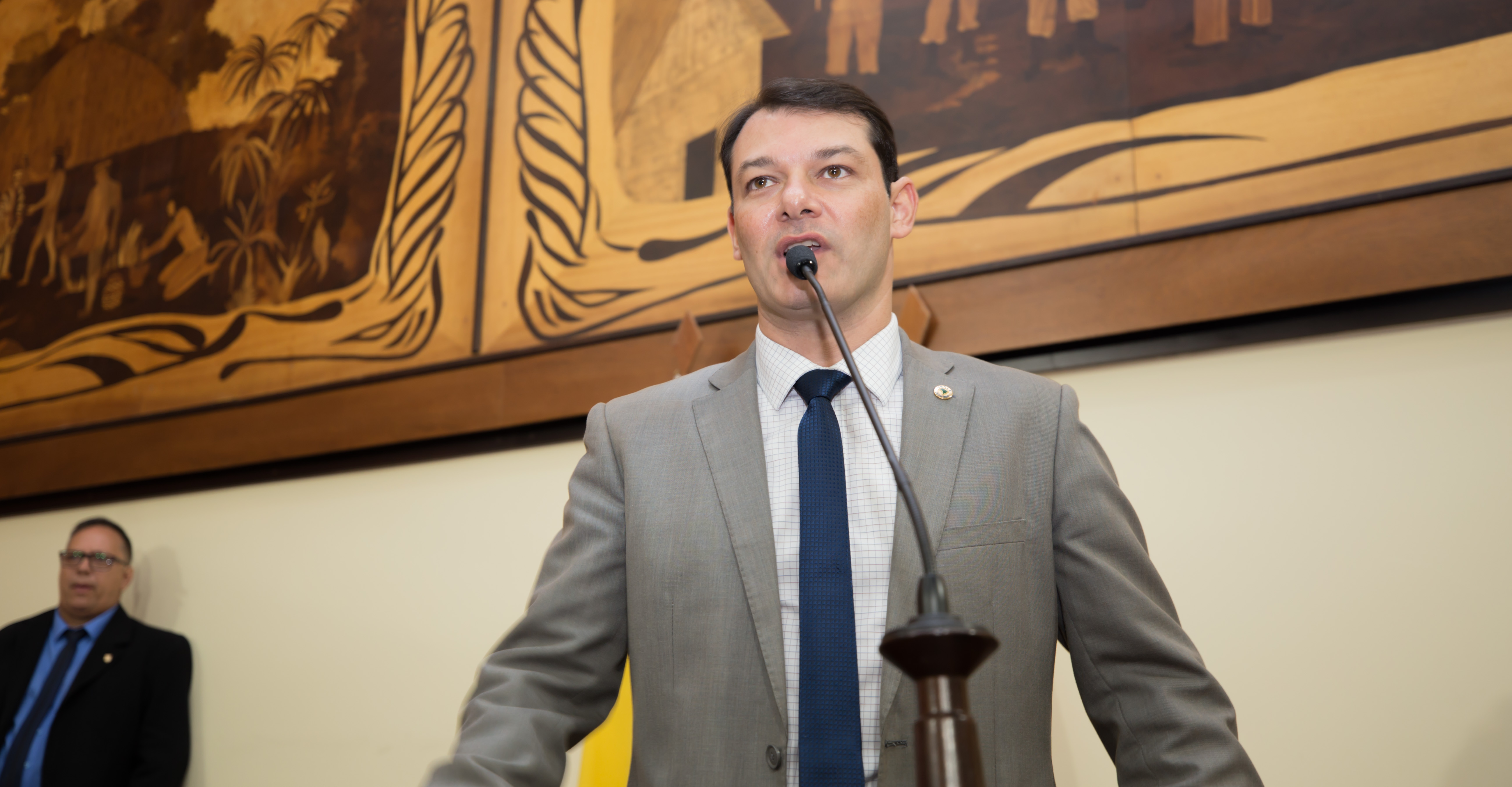 ﻿Roberto Duarte denuncia abandono de Hospital de Urgência e Emergência de Rio Branco