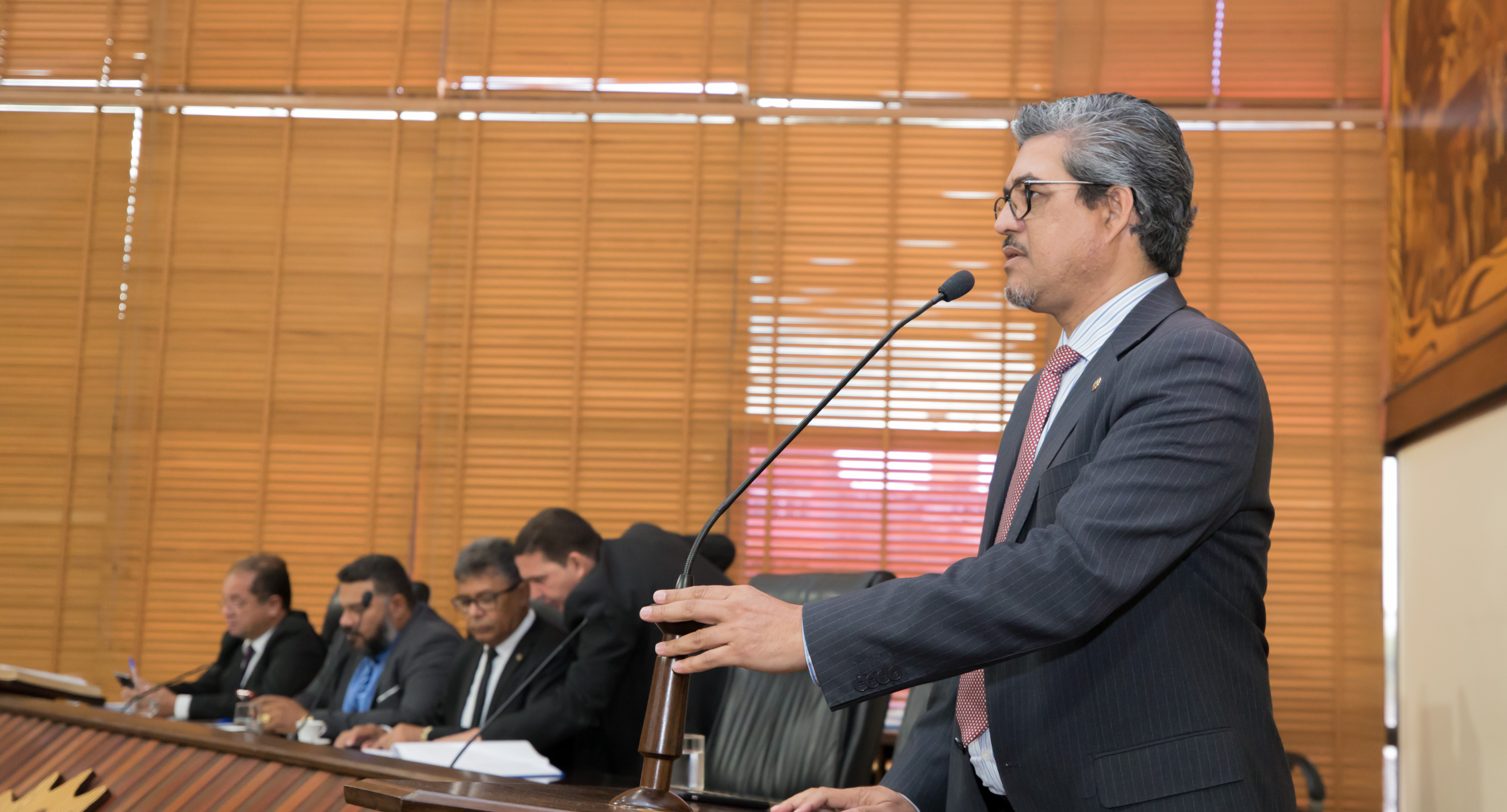 ﻿Deputado Edvaldo Magalhães repudia PL do Executivo que propõe aumento no tempo de serviço para engajamento de policiais
