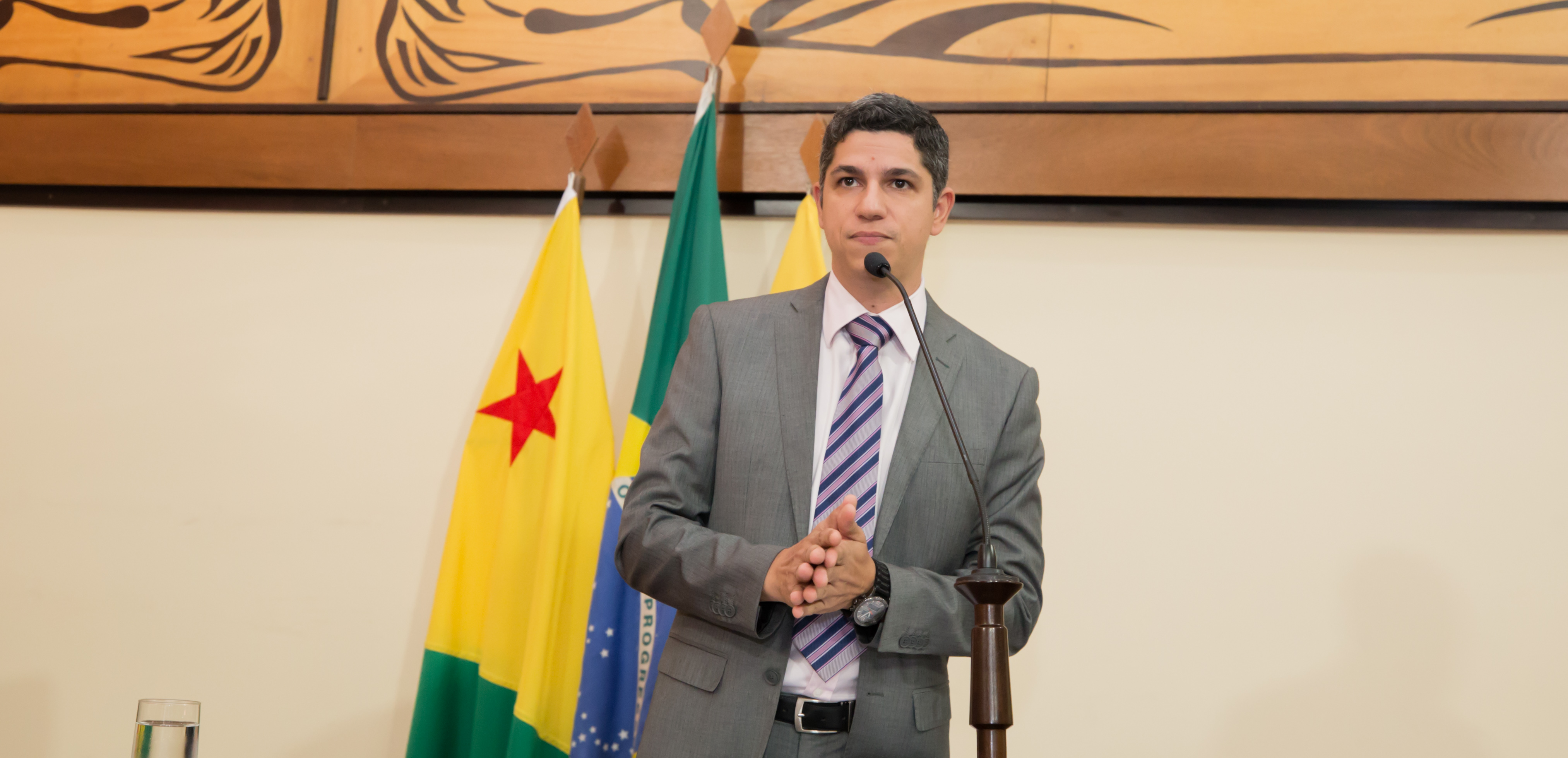 ﻿Calegário apresenta PL que Institui a Política Estadual de Incentivo ao Uso da Energia Solar