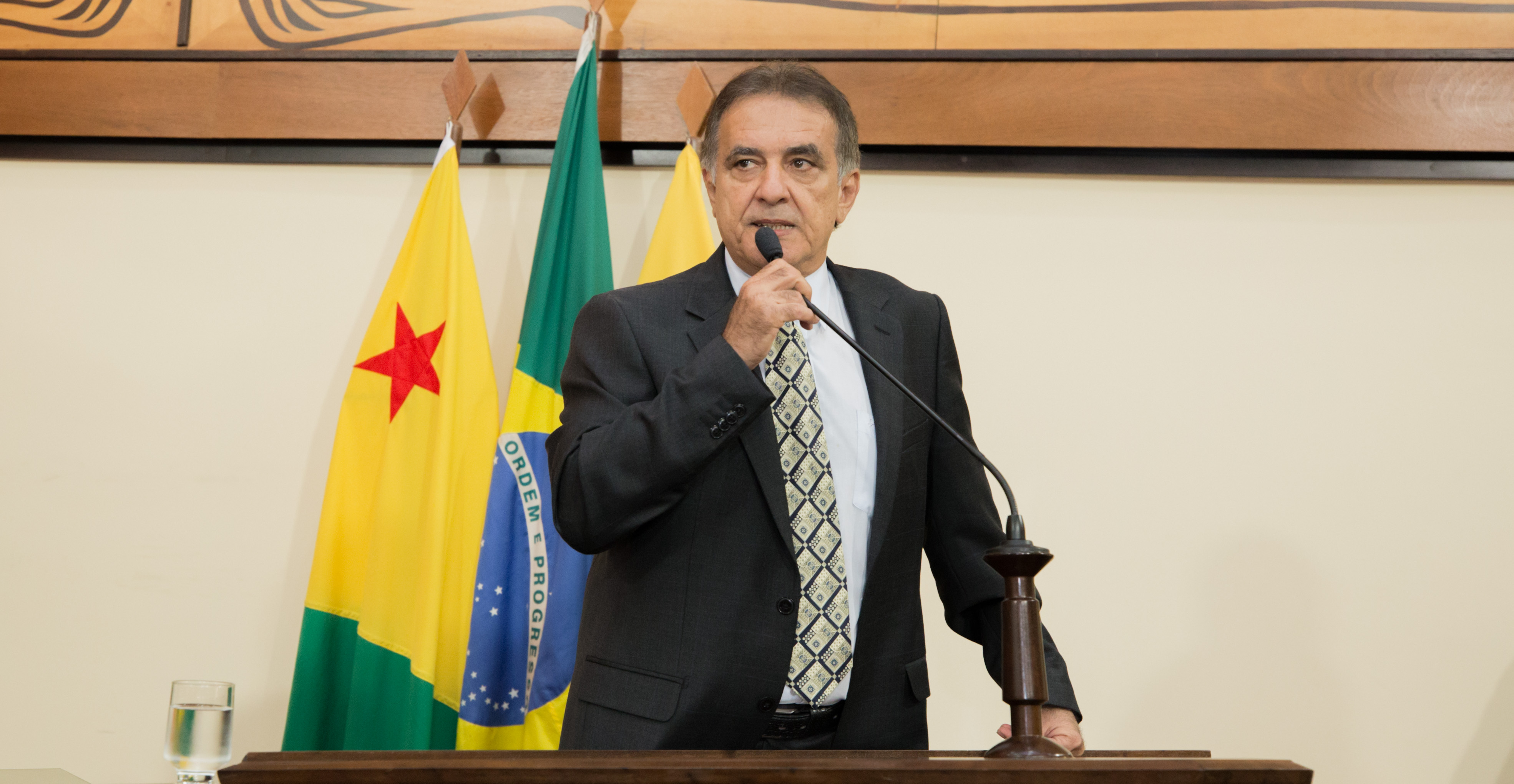 ﻿“Nunca tratei a saúde com politicagem”, diz José Bestene