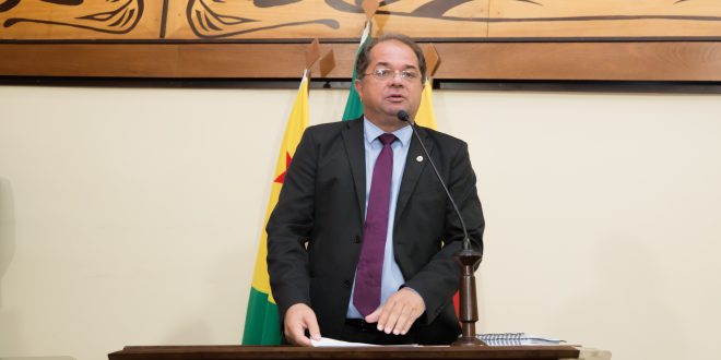 Marcus Cavalcante diz que situação de Feijó no atendimento à Covid-19 é crítica Marcus Cavalcante diz que situação de Feijó no atendimento à Covid-19 é crítica