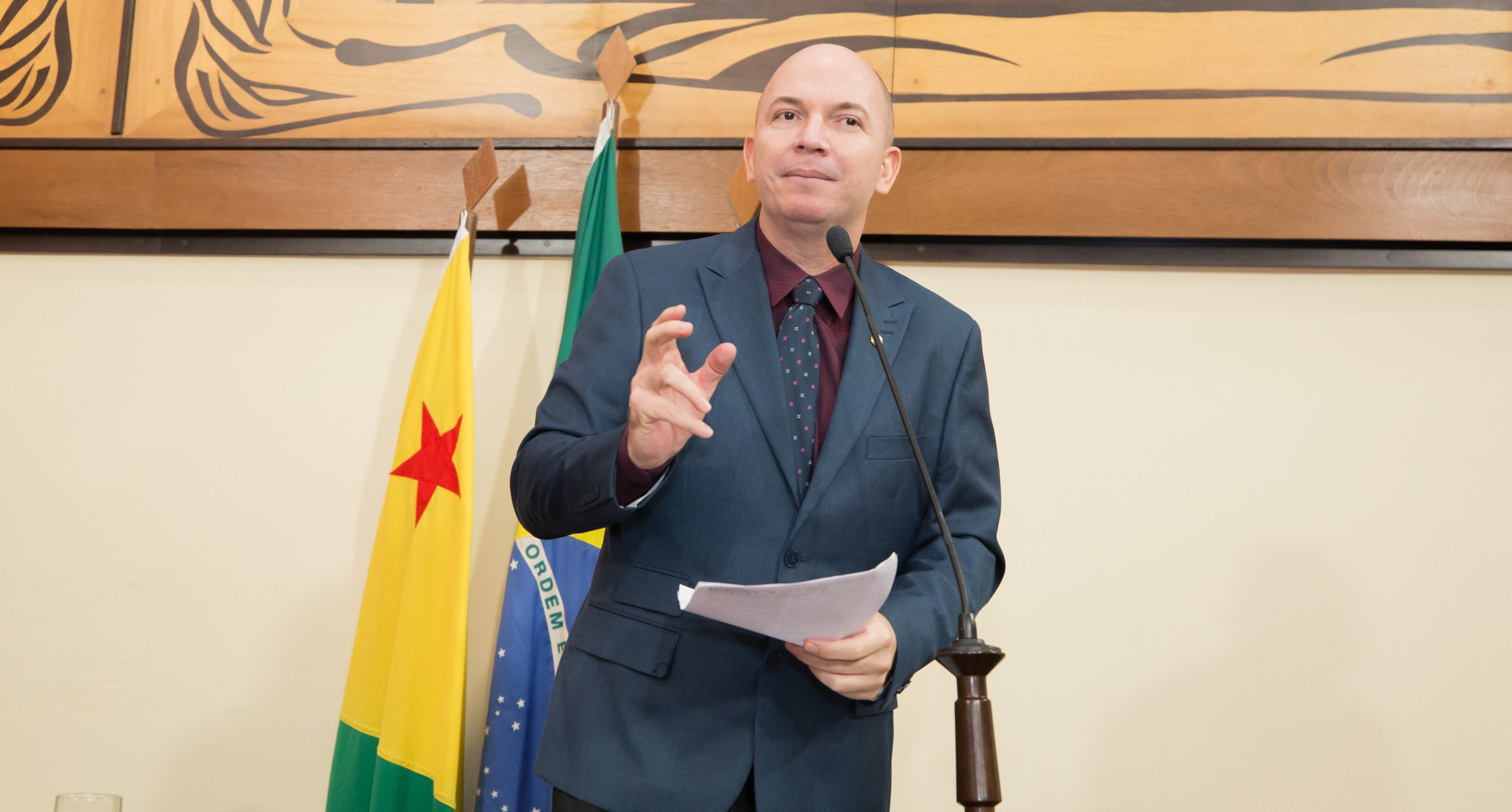 ﻿Gehlen Diniz parabeniza Detran/AC por autorizar que novos médicos, psicólogos e clínicas se credenciem junto ao órgão