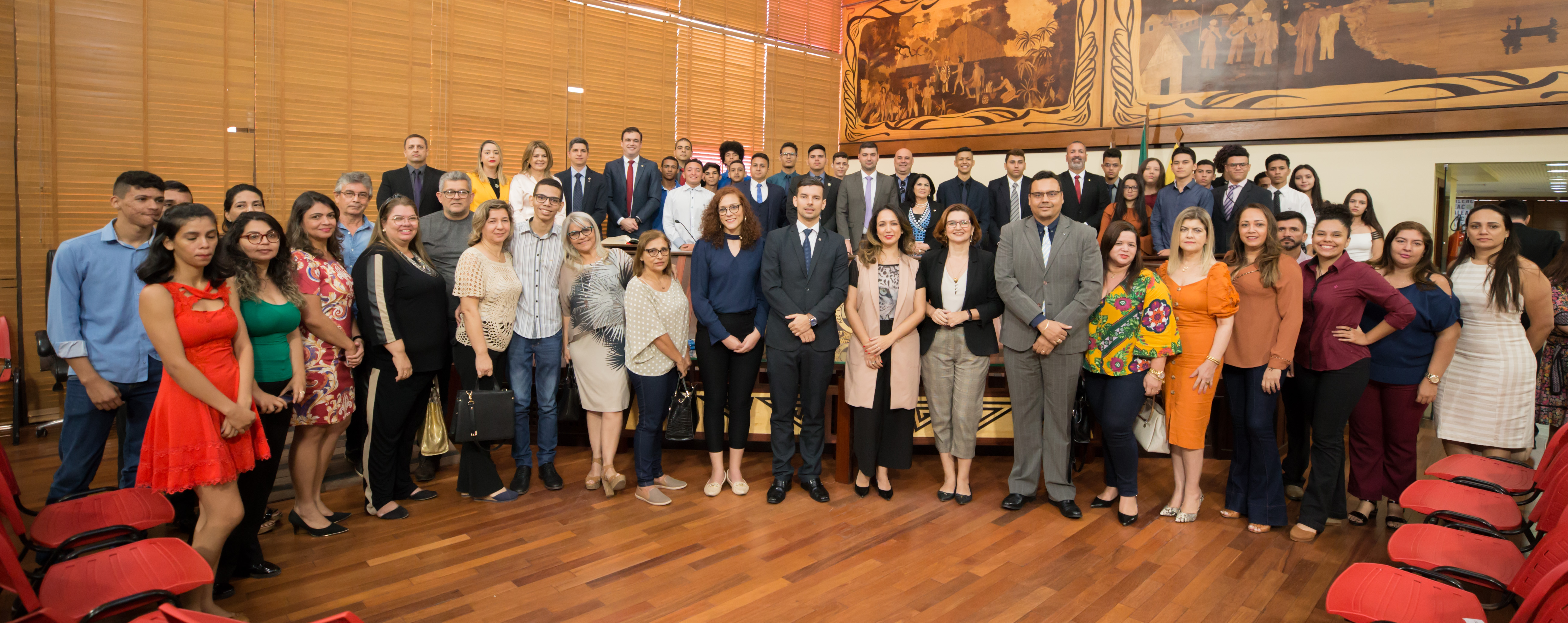 ﻿Jovens parlamentares acreanos são diplomados na Assembleia Legislativa do Acre