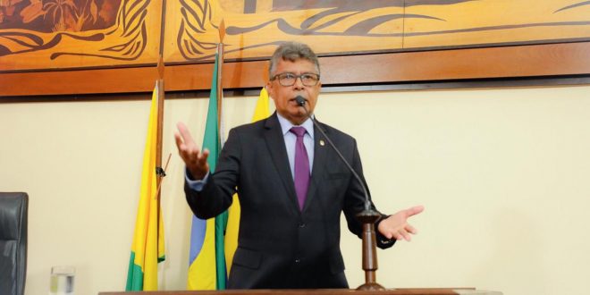 Antônio Pedro destaca cerimônia de entrega de maquinário pesado para Operação Ramais 2021 Antônio Pedro destaca cerimônia de entrega de maquinário pesado para Operação Ramais 2021