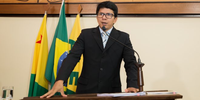 Deputado Jenilson Leite fala sobre importância de prorrogação do pagamento de auxílio para servidores da Saúde e Segurança Deputado Jenilson Leite fala sobre importância de prorrogação do pagamento de auxílio para servidores da Saúde e Segurança