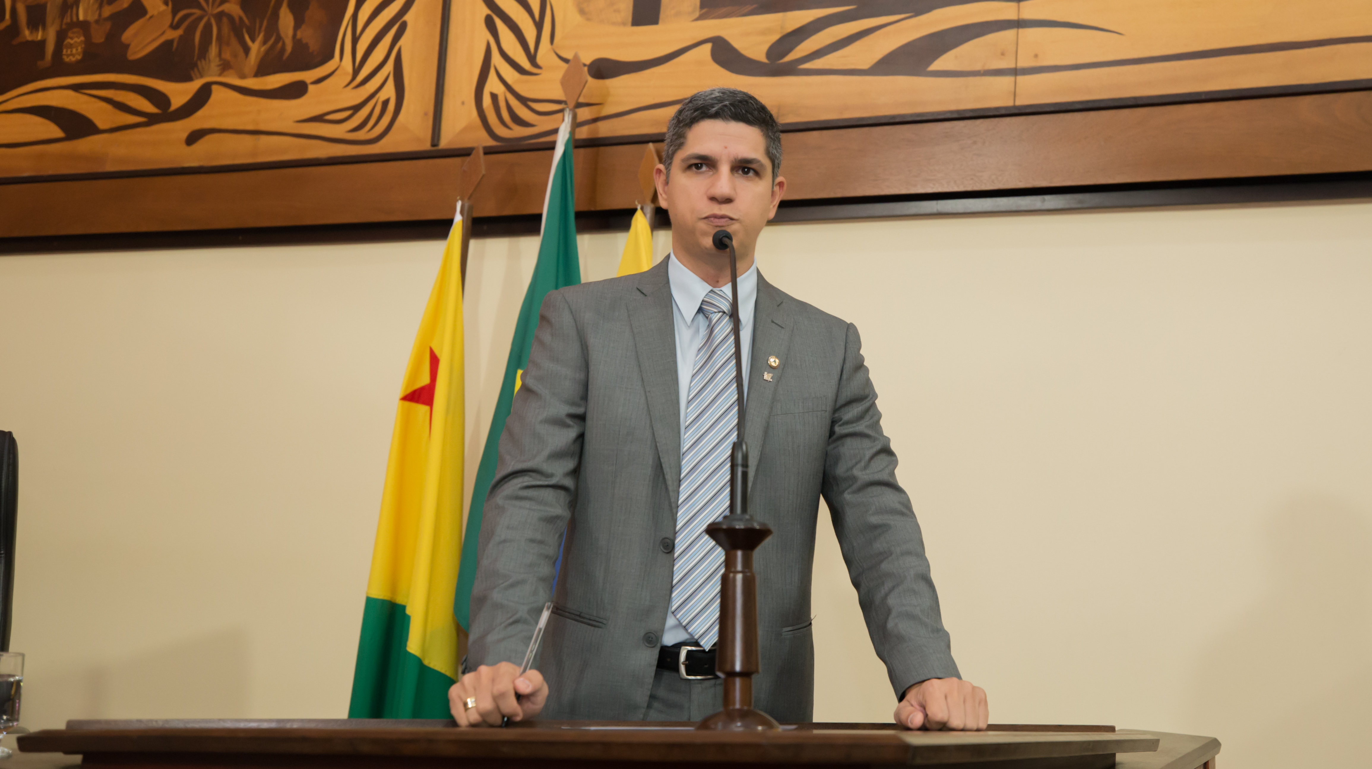 ﻿Calegário apresenta indicação solicitando da SEPLAG publicação de calendário de pagamento de verbas retroativas aos policiais militares