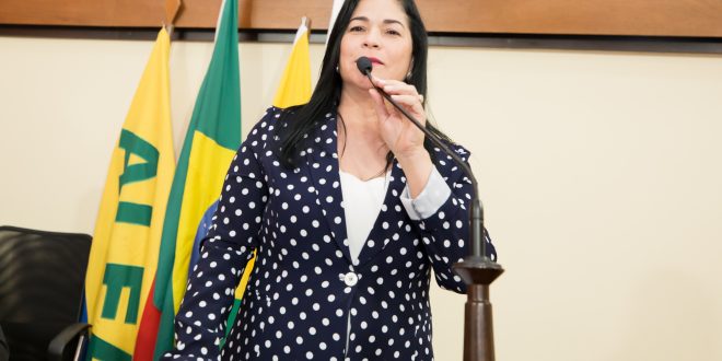 Maria Antônia lamenta morte de empresário Dedé Santos, de Cruzeiro do Sul Maria Antônia lamenta morte de empresário Dedé Santos, de Cruzeiro do Sul