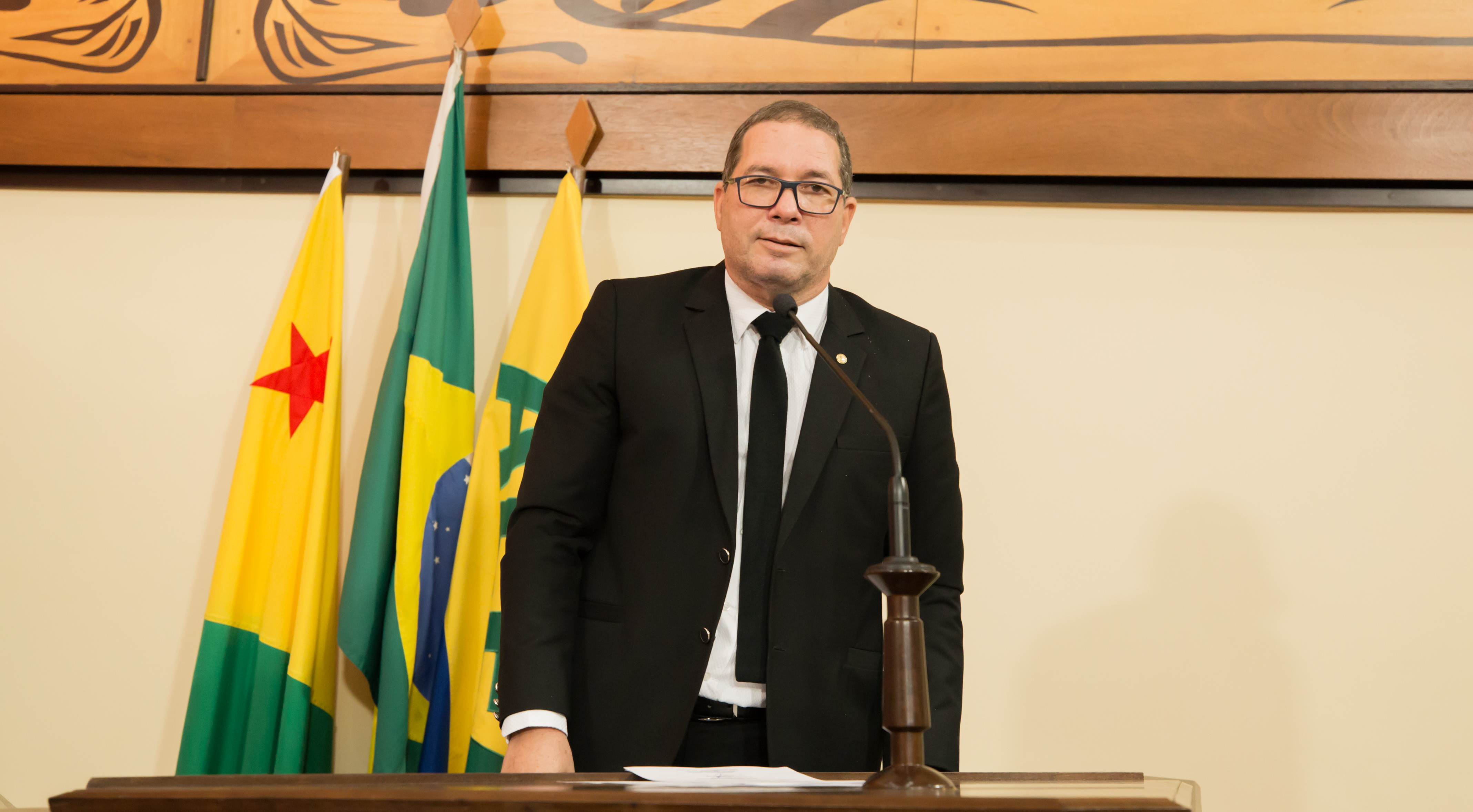 ﻿Deputado Chico Viga apresenta PL que beneficia gestantes com deficiência auditiva